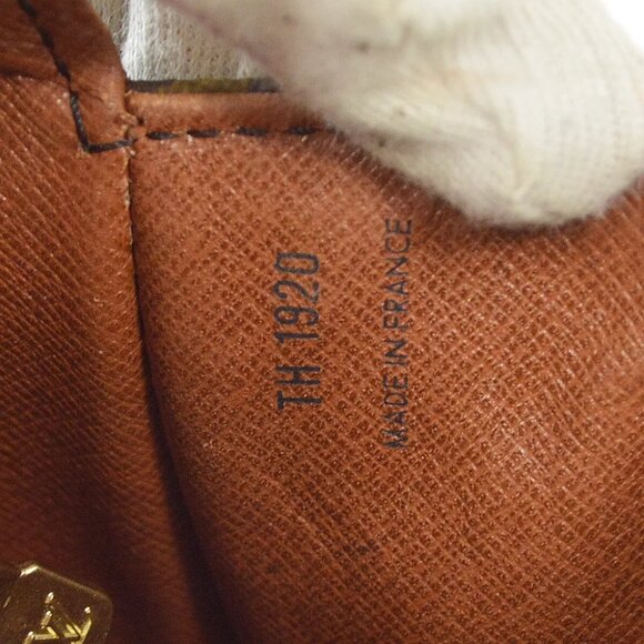 Auth Louis Vuitton SAINT CLOUD GM SHOULDER BAG MONOGRAM - Picture 4 of 10